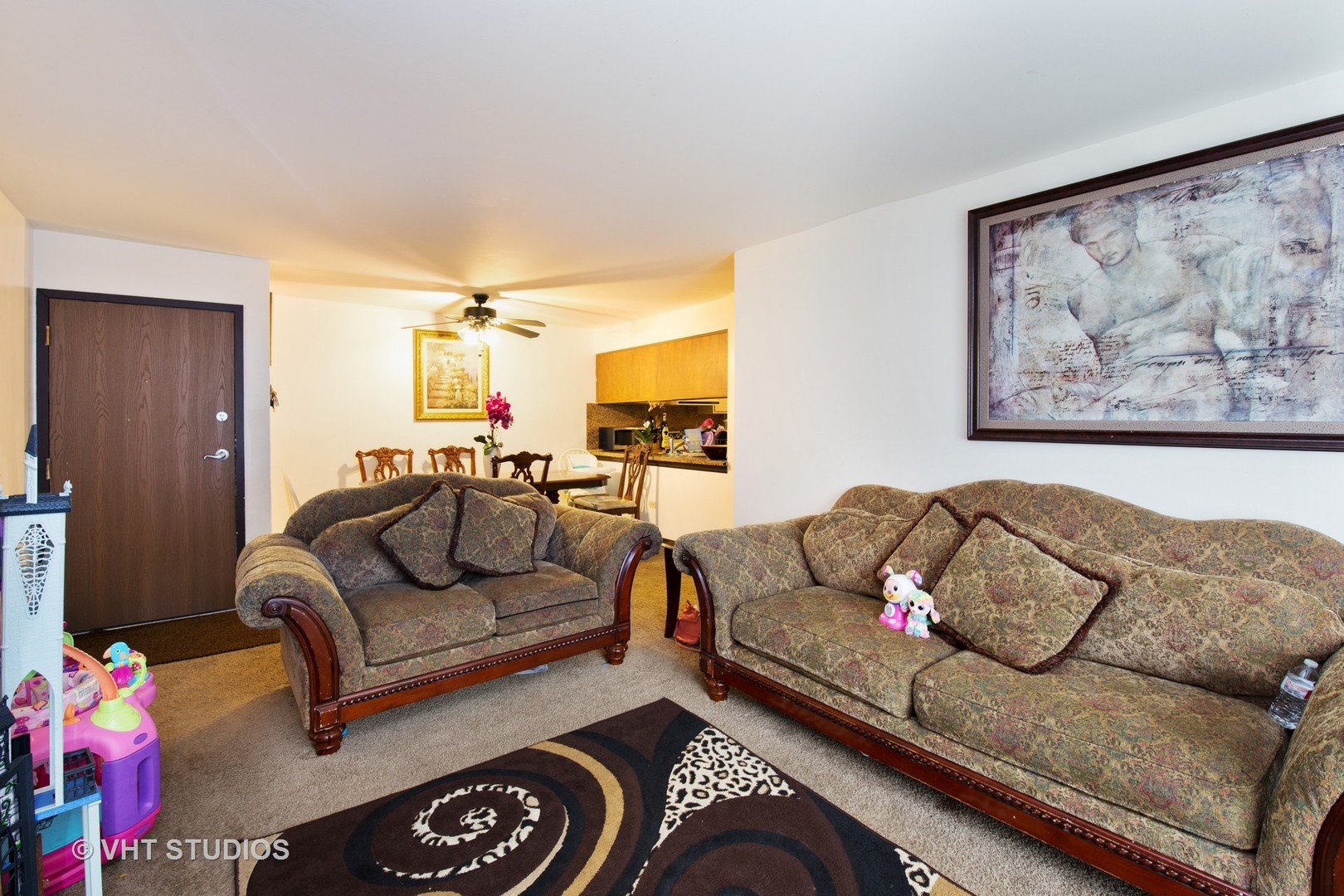 718 Rodenburg Road, Unit 206 Roselle, IL 60172 - Photo 5 of 12