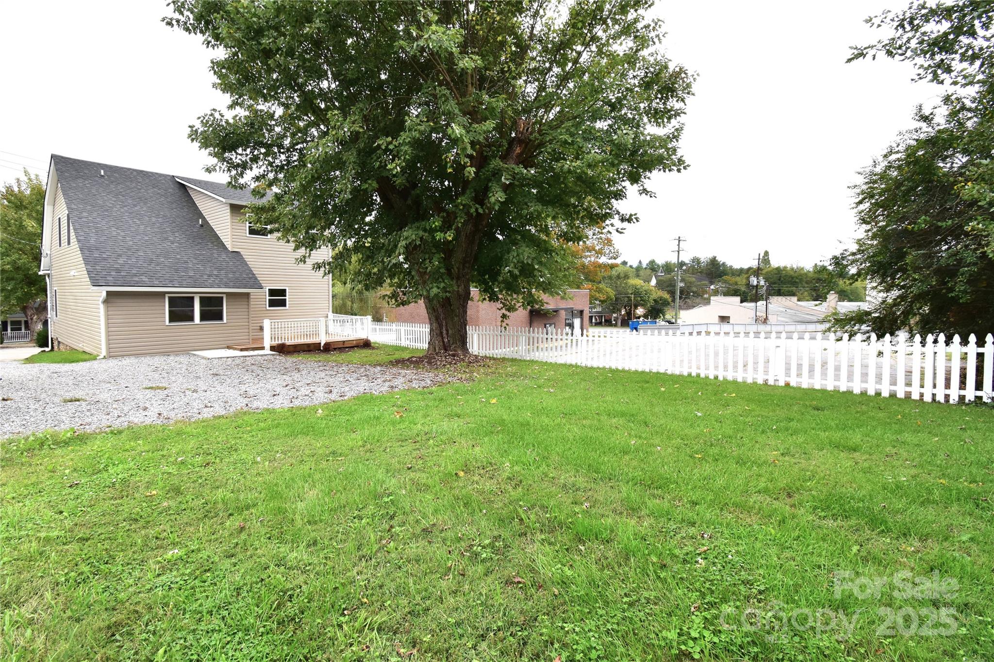 223 North Main Street Canton, NC 28716 - Photo 34 of 38