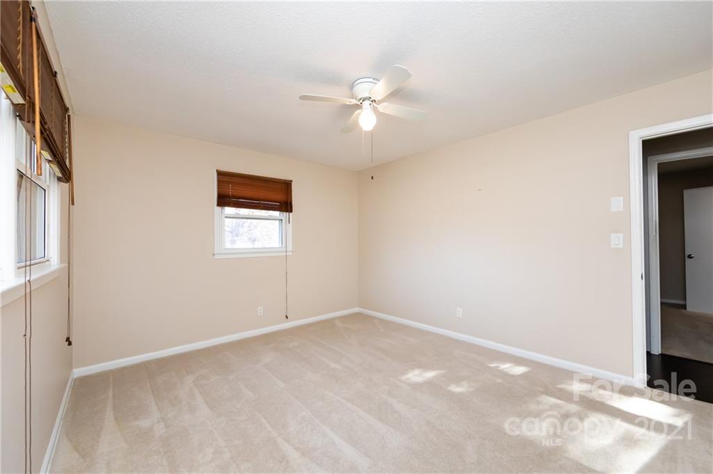 4003 Beaty Road Gastonia, NC 28056 - Photo 26 of 41 an empty room with windows and fan