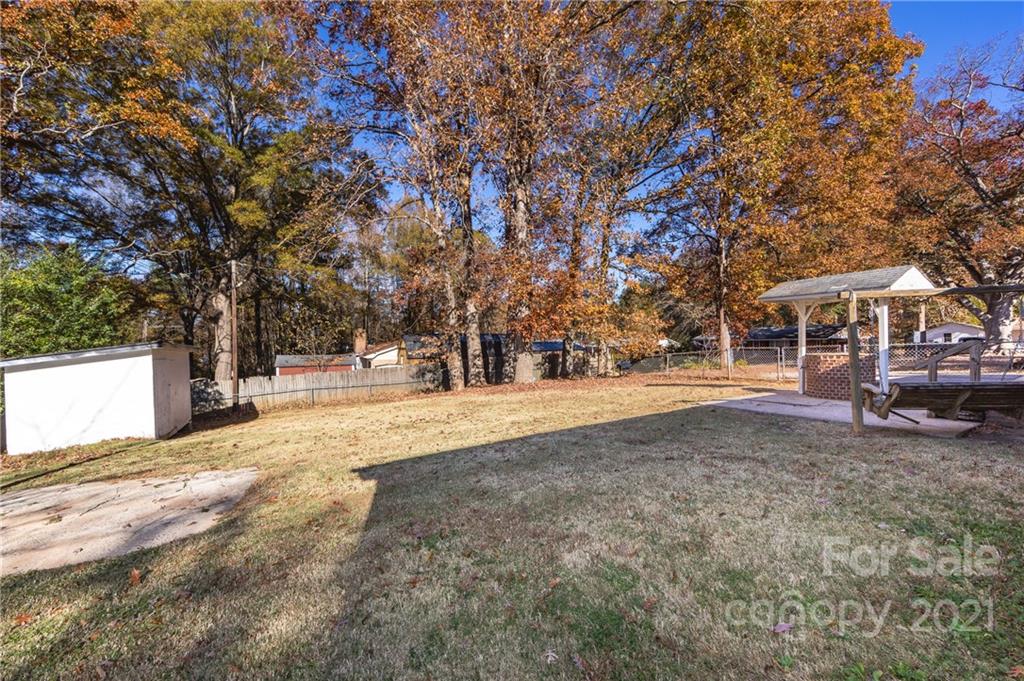 4003 Beaty Road Gastonia, NC 28056 - Photo 38 of 41 a view of outdoor space yard and basketball court