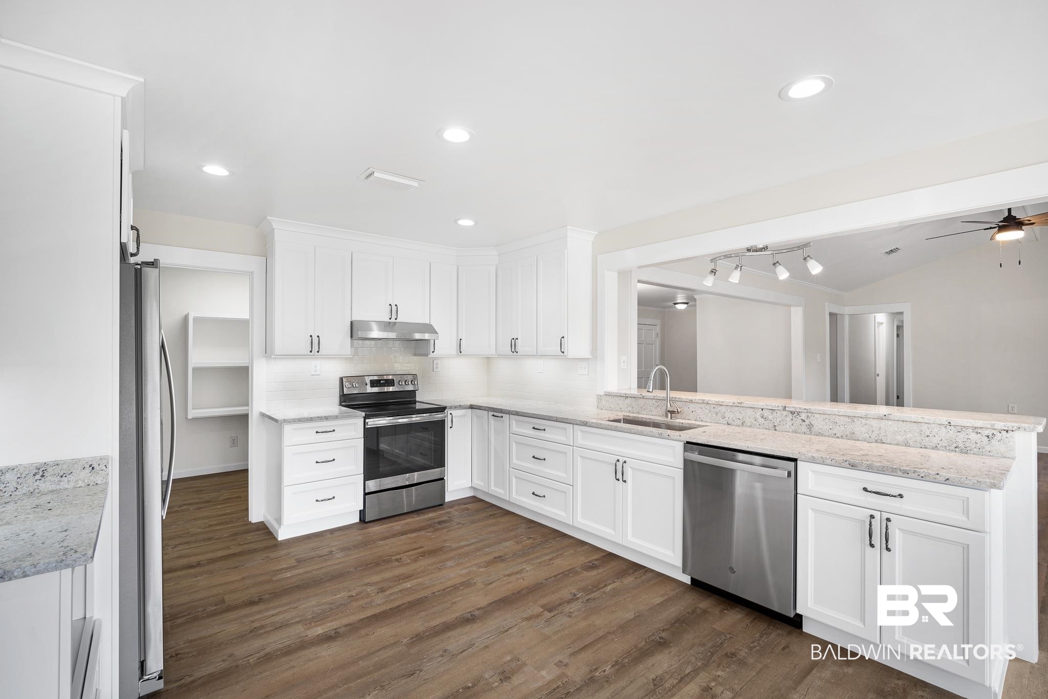 9660 Mosley Road Fairhope, AL 36532 - Photo 5 of 41