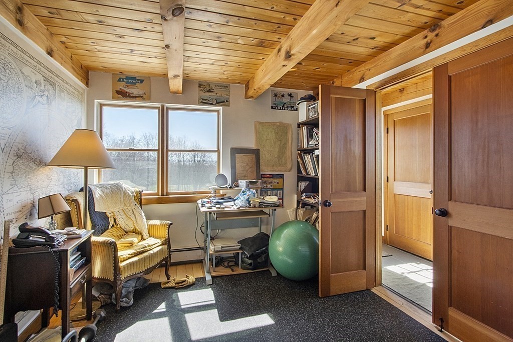 178 Wallace Hill Road Townsend, MA 01469 - Photo 16 of 42 a room with furniture and a window