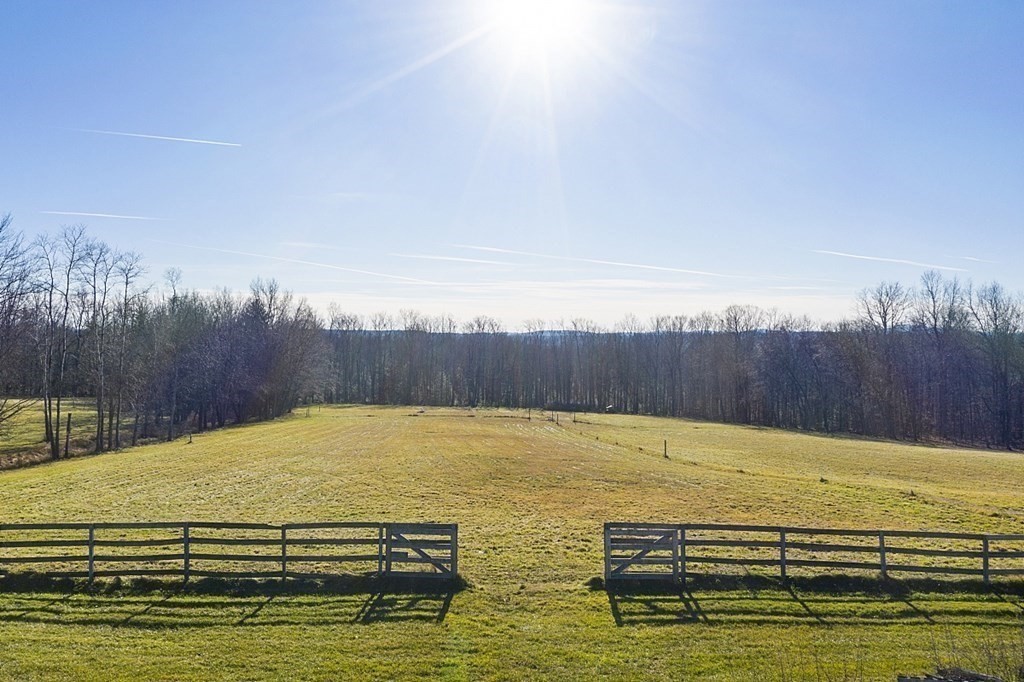 178 Wallace Hill Road Townsend, MA 01469 - Photo 38 of 42 a view of an ocean