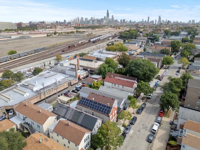 $736,900 | 2338 West 18th Place, Chicago, IL 60608