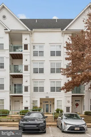 a car parked in front of a building
