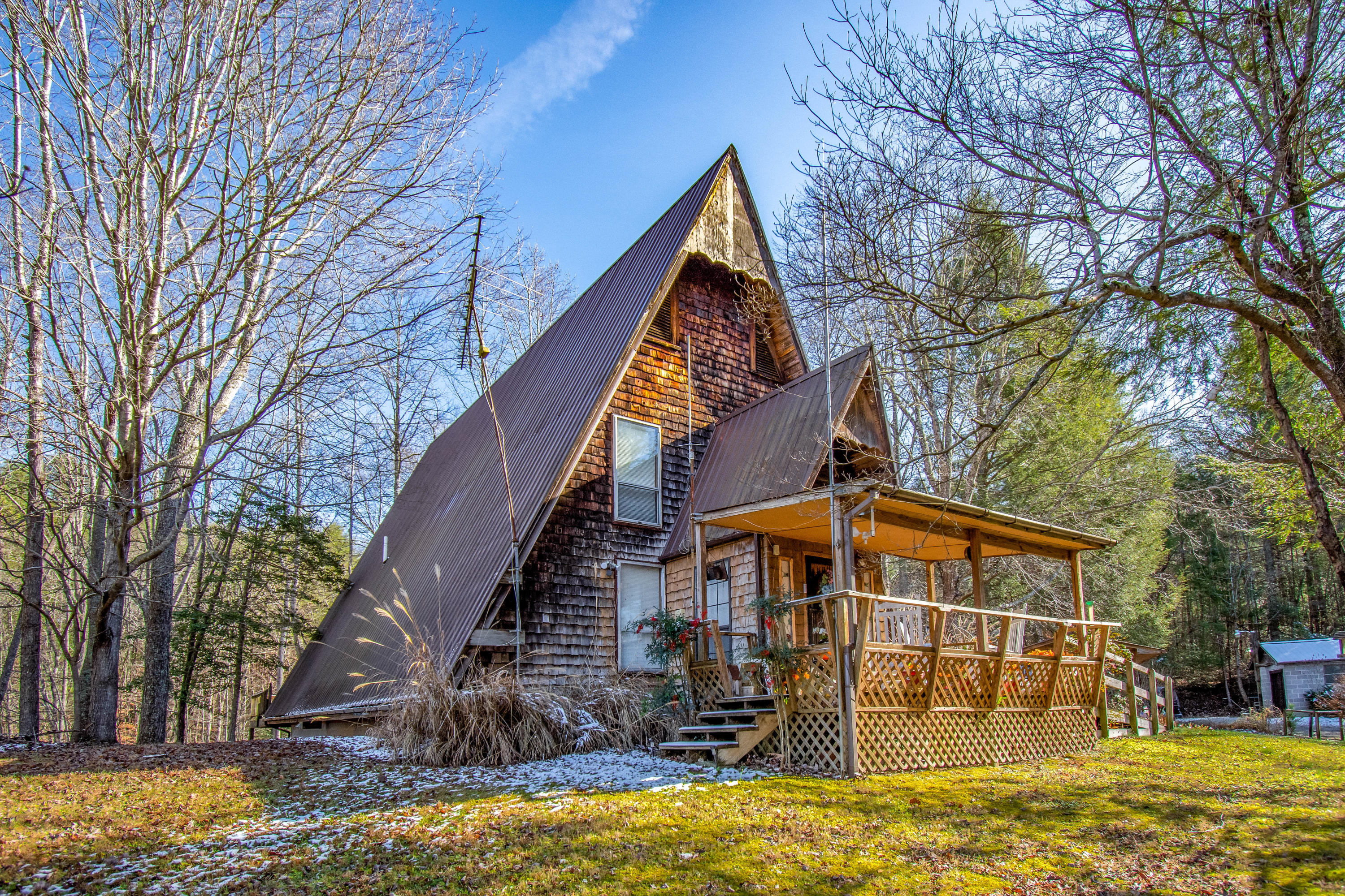 2208 Rafter Road Tellico Plains, TN 37385 - Photo 2 of 31 DSC_0158-Edit