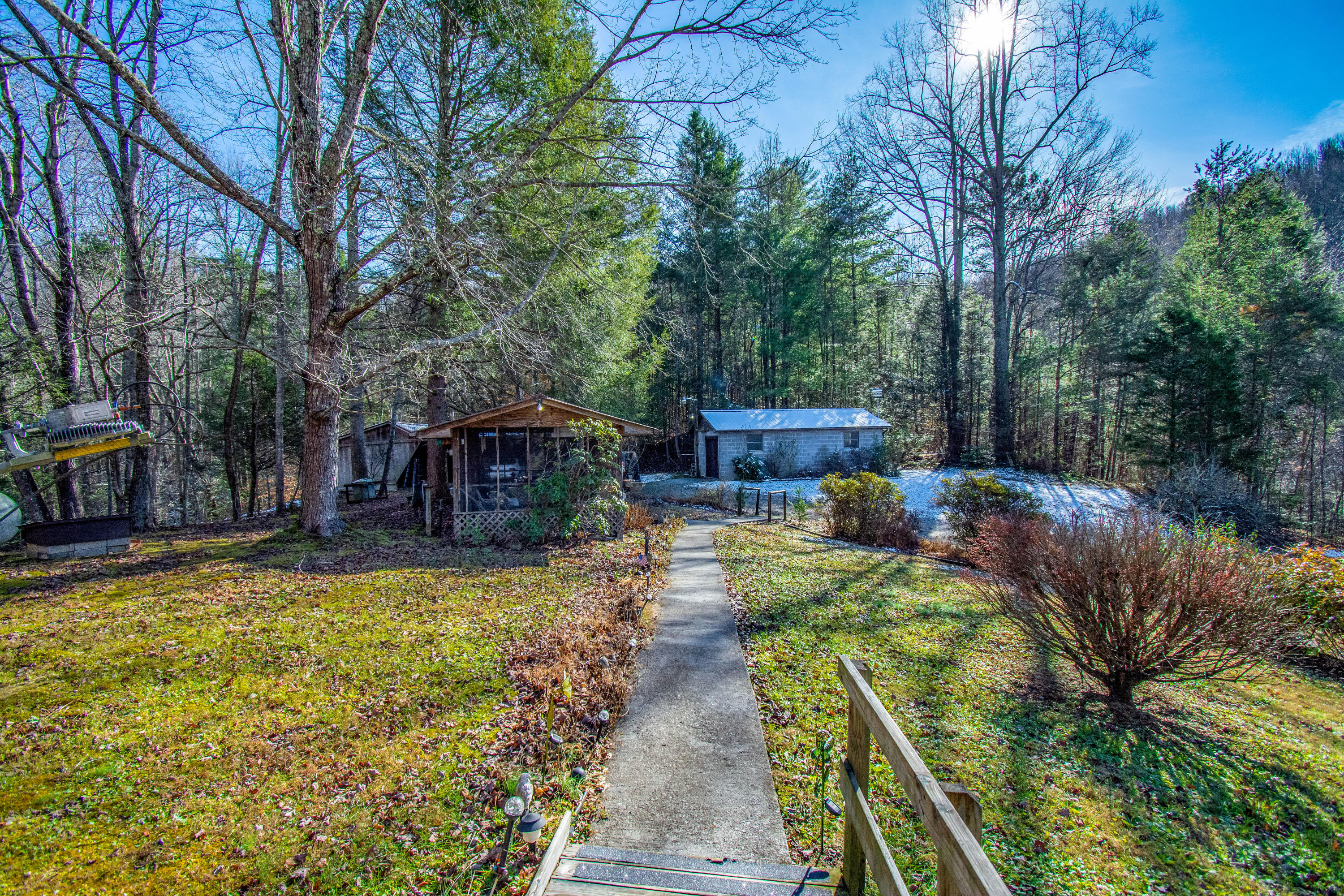 2208 Rafter Road Tellico Plains, TN 37385 - Photo 21 of 31 DSC_0118-Edit