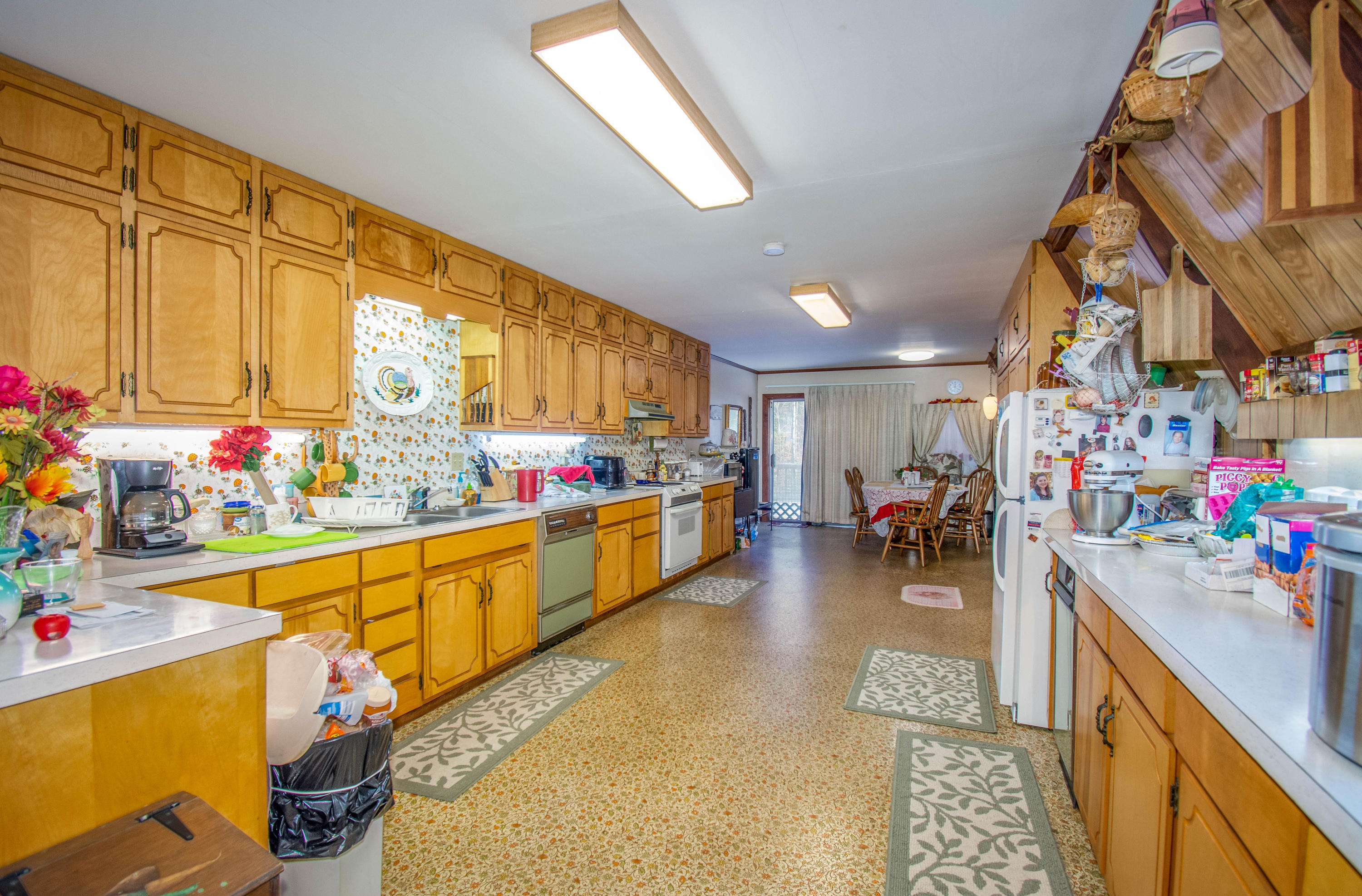 2208 Rafter Road Tellico Plains, TN 37385 - Photo 4 of 31 DSC_0018-Edit