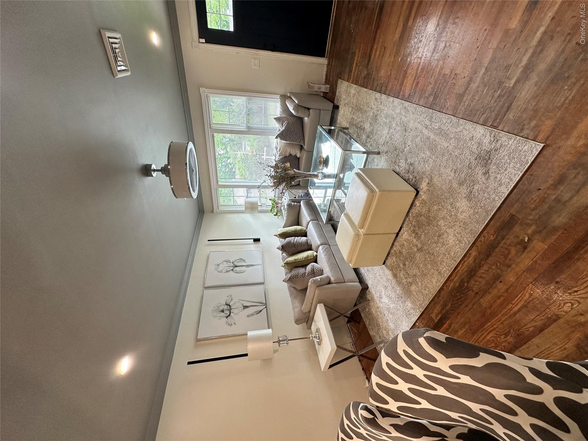 754 Locksley Road Yorktown Heights, NY 10598 - Photo 8 of 27