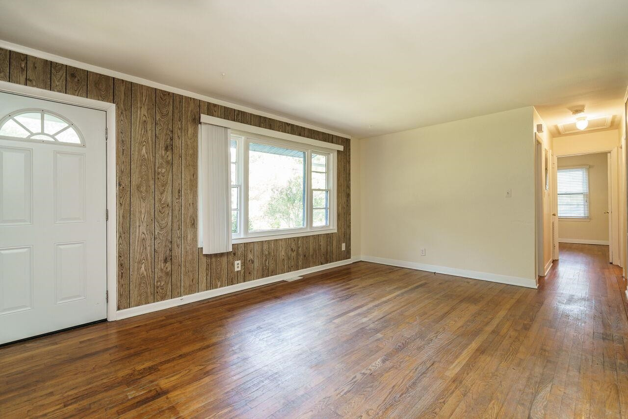 1714 Robinhood Road Durham, NC 27701 - Photo 3 of 12 Photo 3