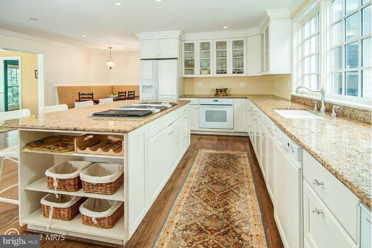 17368 Dry Mill Road Leesburg, VA 20175 - Photo 12 of 30 Kitchen