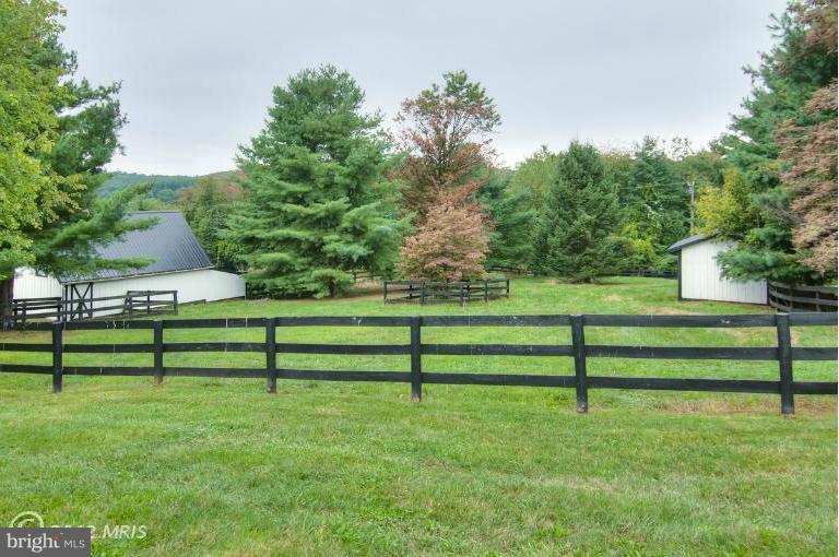 17368 Dry Mill Road Leesburg, VA 20175 - Photo 27 of 30 Exterior (General)