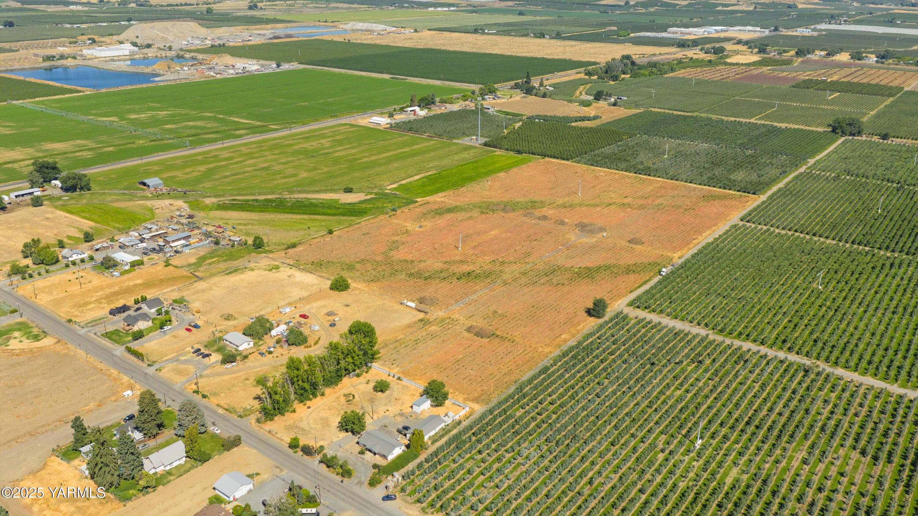 Nka Jones Road Wapato, WA 98951 - Photo 10 of 10 11-DJI_20250724103804_0657_D_M4P