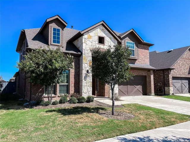 $2,800 | 1417 Trailwood Terrace, Little Elm, TX 76227