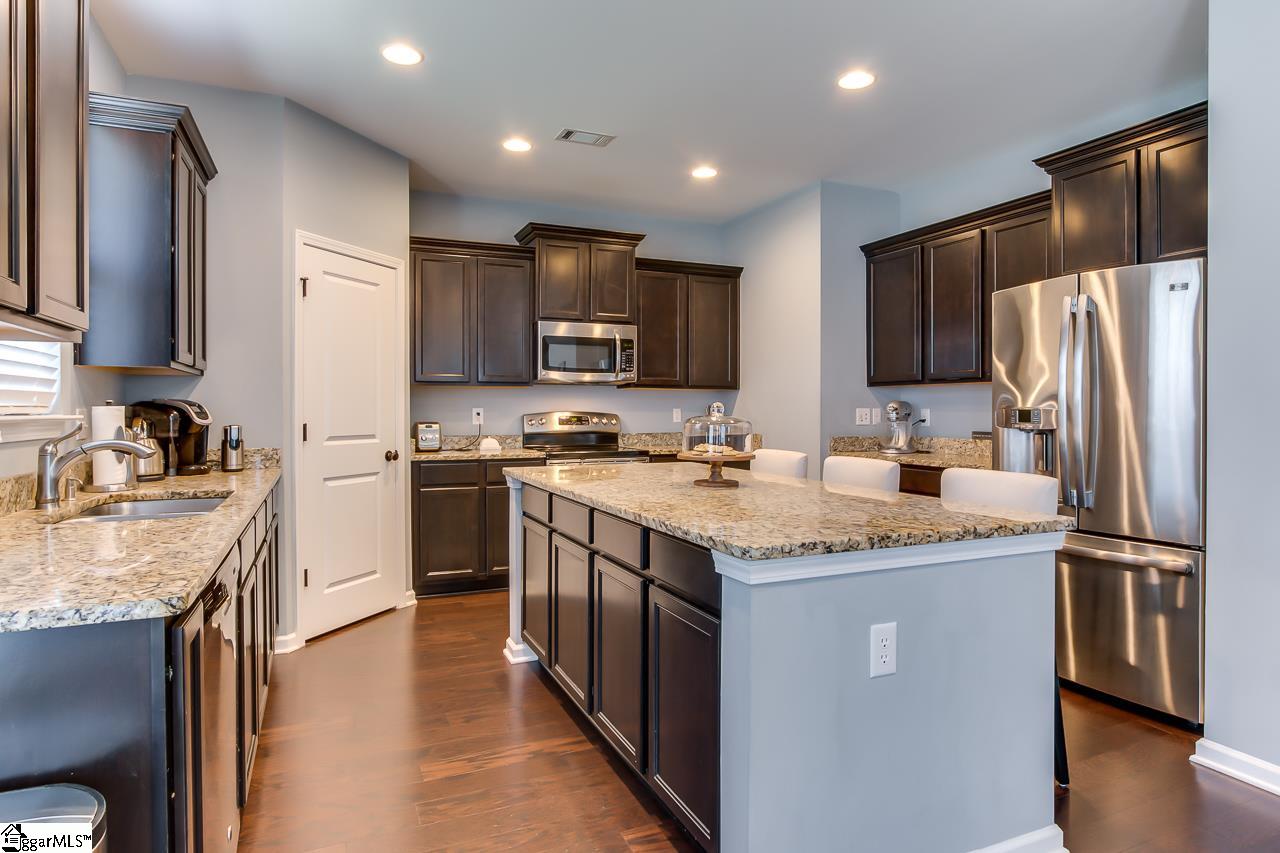 8 Glenmora Road Simpsonville, SC 29680 - Photo 14 of 36 Gallery Image 14