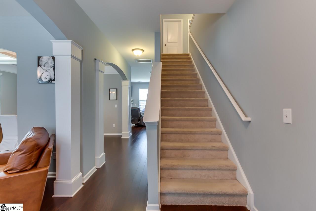 8 Glenmora Road Simpsonville, SC 29680 - Photo 3 of 36 Gallery Image 3