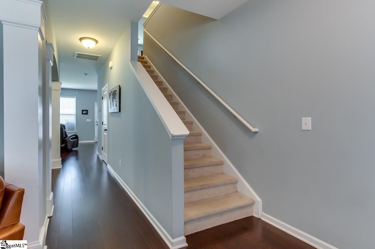 8 Glenmora Road Simpsonville, SC 29680 - Photo 5 of 36 Gallery Image 5