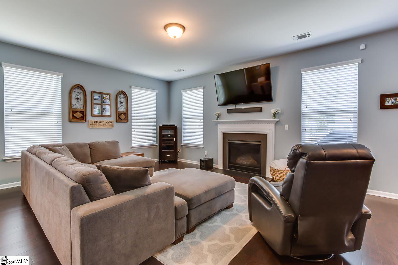 8 Glenmora Road Simpsonville, SC 29680 - Photo 9 of 36 Gallery Image 9