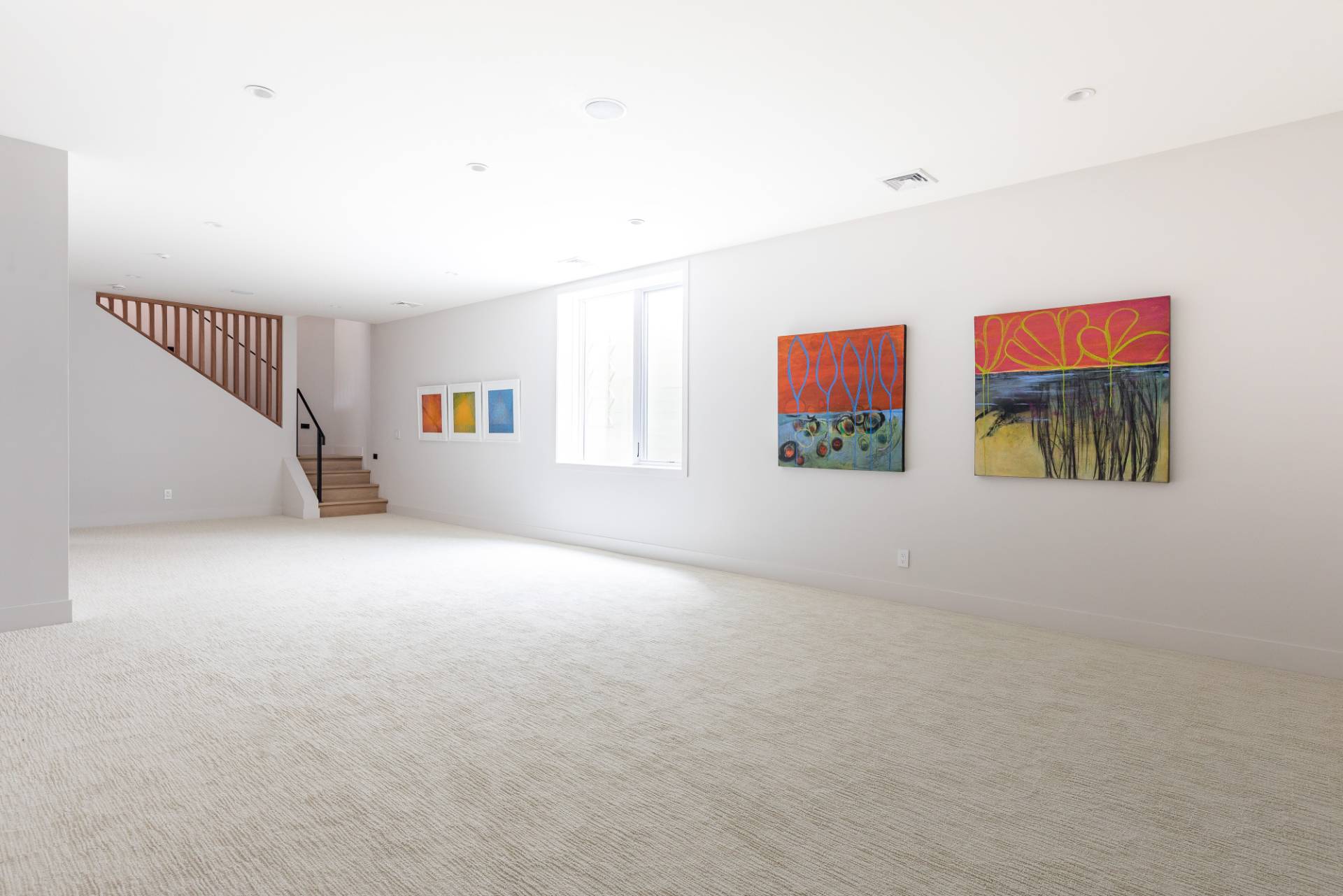 2 Semaphore Road East Hampton, NY 11937 - Photo 29 of 37 a view of an empty room with windows