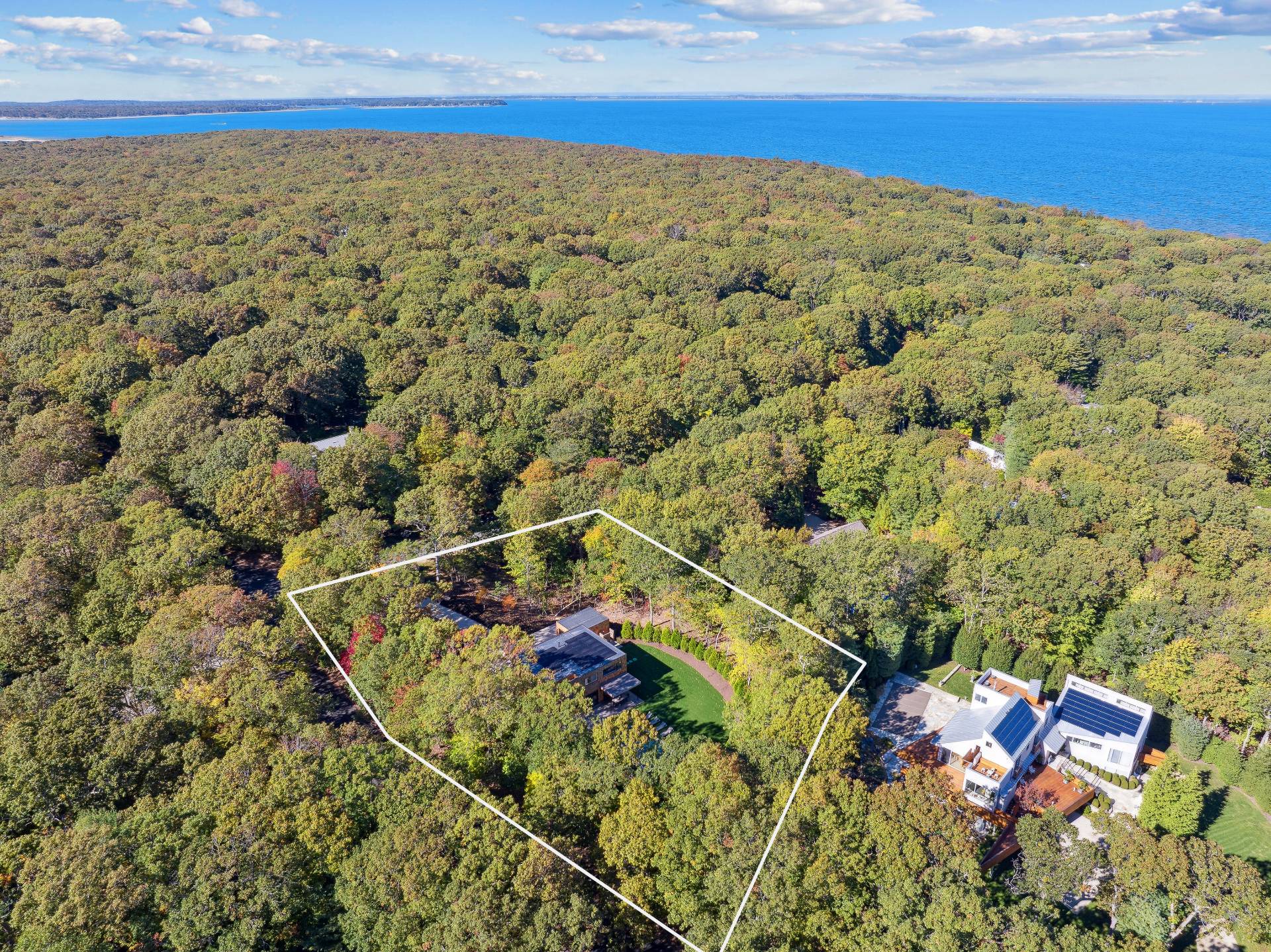 2 Semaphore Road East Hampton, NY 11937 - Photo 37 of 37 a view of a city