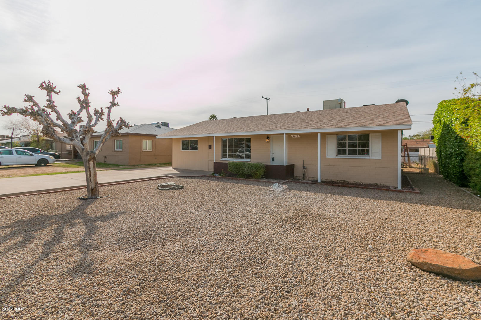 5017 West Ocotillo Road Glendale, AZ 85301 - Photo 3 of 28 11198 (3 of 28)