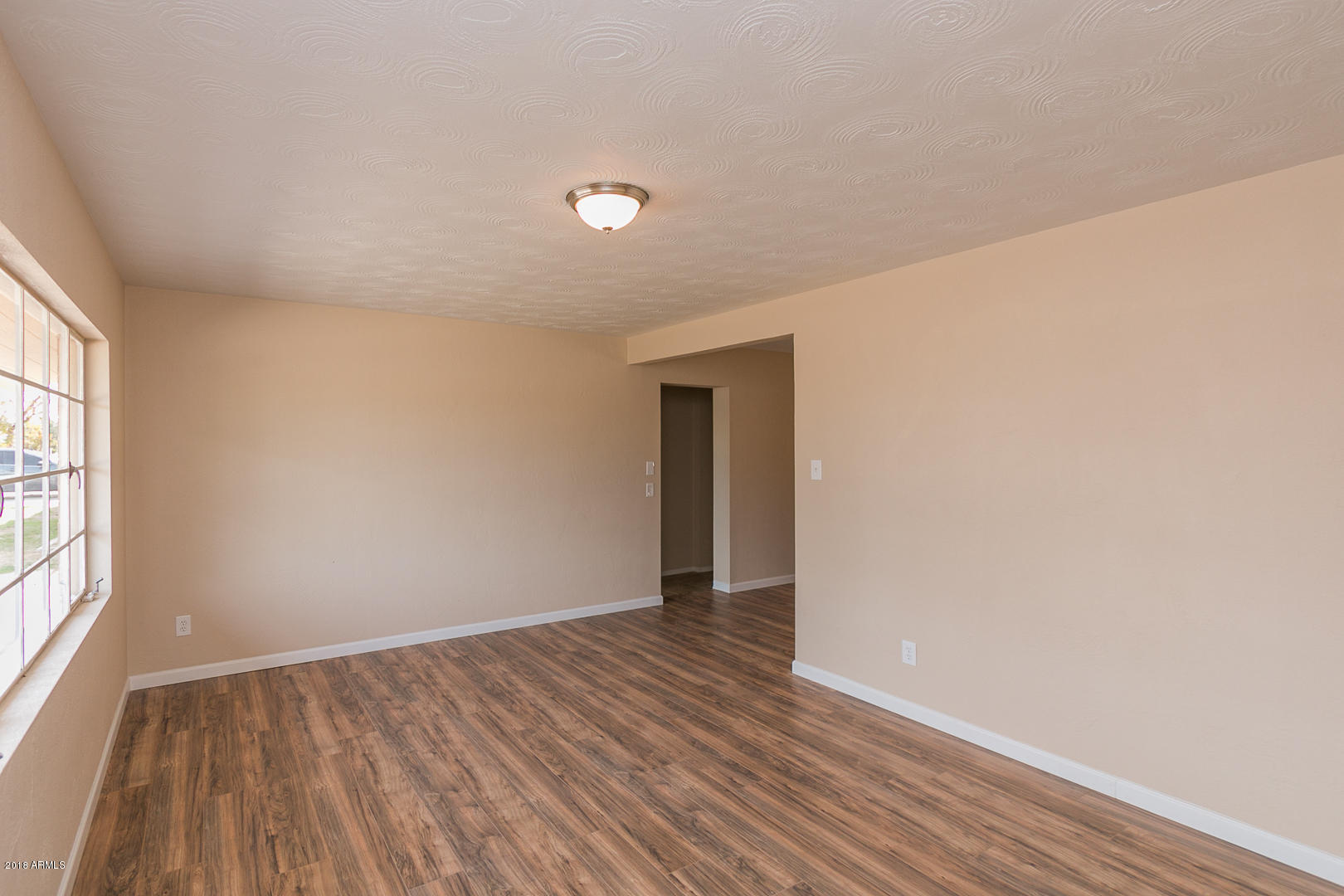 5017 West Ocotillo Road Glendale, AZ 85301 - Photo 4 of 28 11198 (4 of 28)