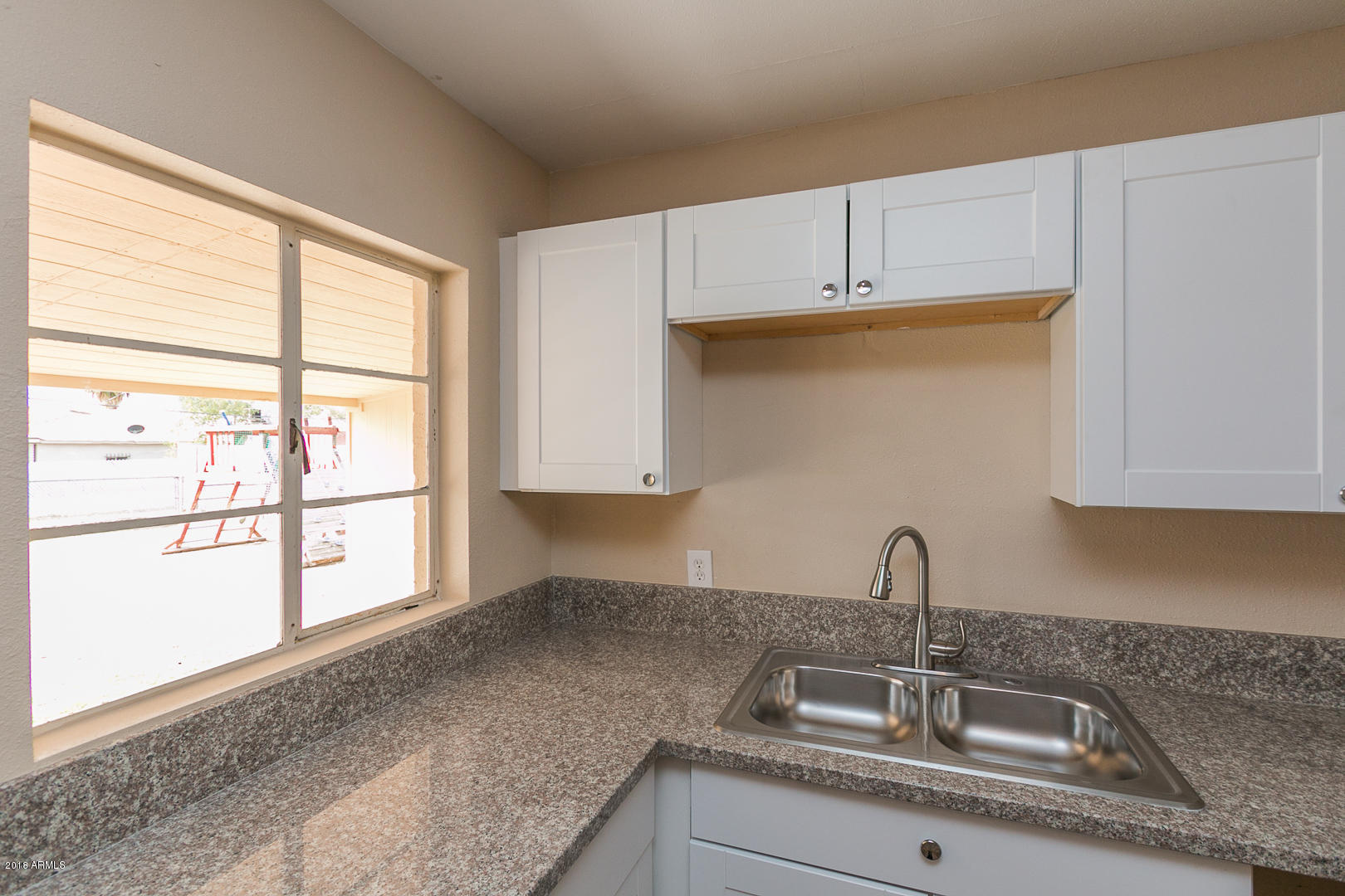 5017 West Ocotillo Road Glendale, AZ 85301 - Photo 10 of 28 11198 (10 of 28)