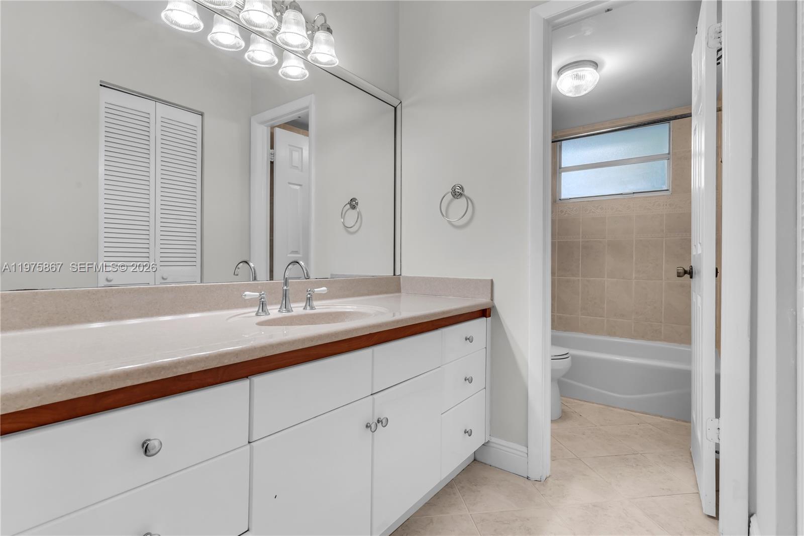 8700 Southwest 64th Avenue Pinecrest, FL 33156 - Photo 20 of 42
