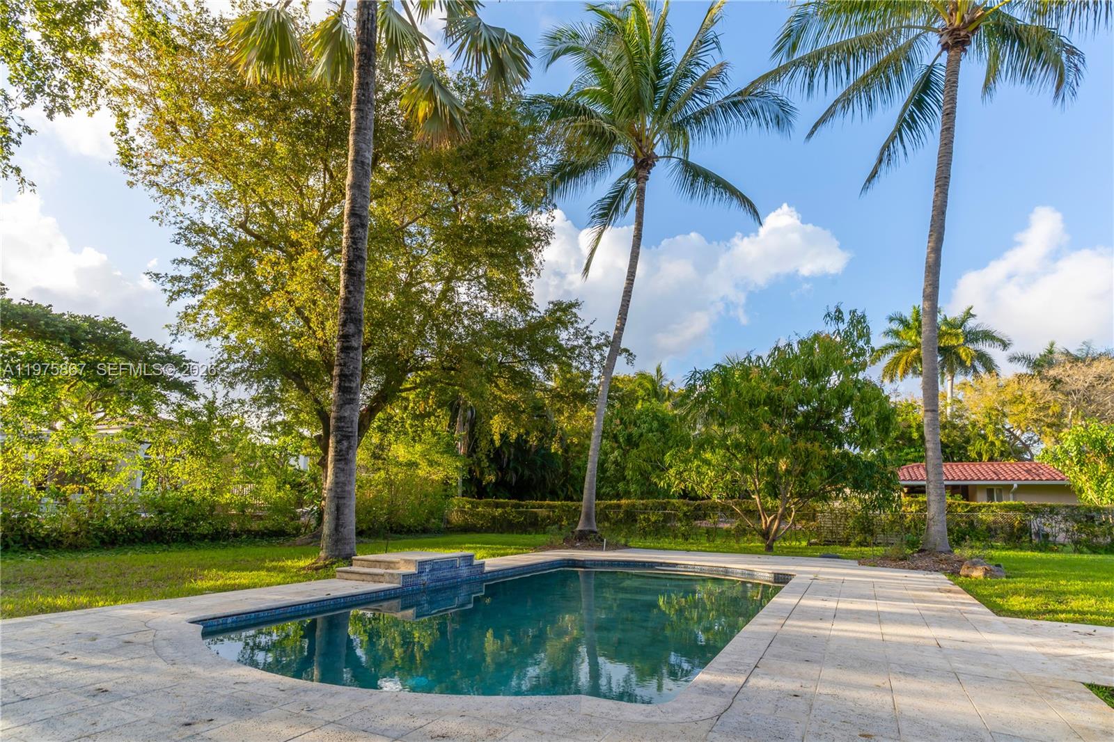 8700 Southwest 64th Avenue Pinecrest, FL 33156 - Photo 34 of 42