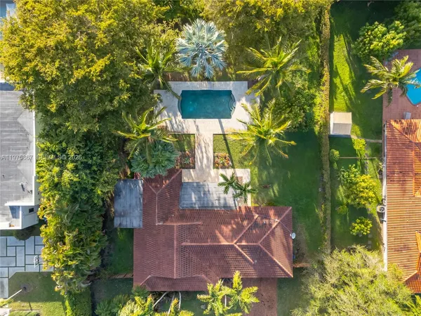 $7,200 | 8700 Southwest 64th Avenue, Pinecrest, FL 33156