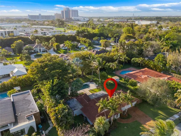 $7,200 | 8700 Southwest 64th Avenue, Pinecrest, FL 33156