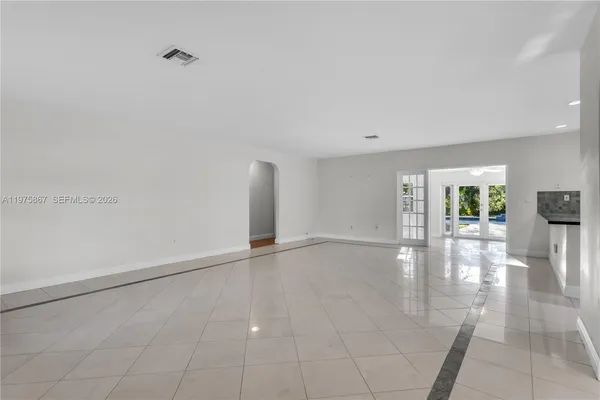 $7,200 | 8700 Southwest 64th Avenue, Pinecrest, FL 33156