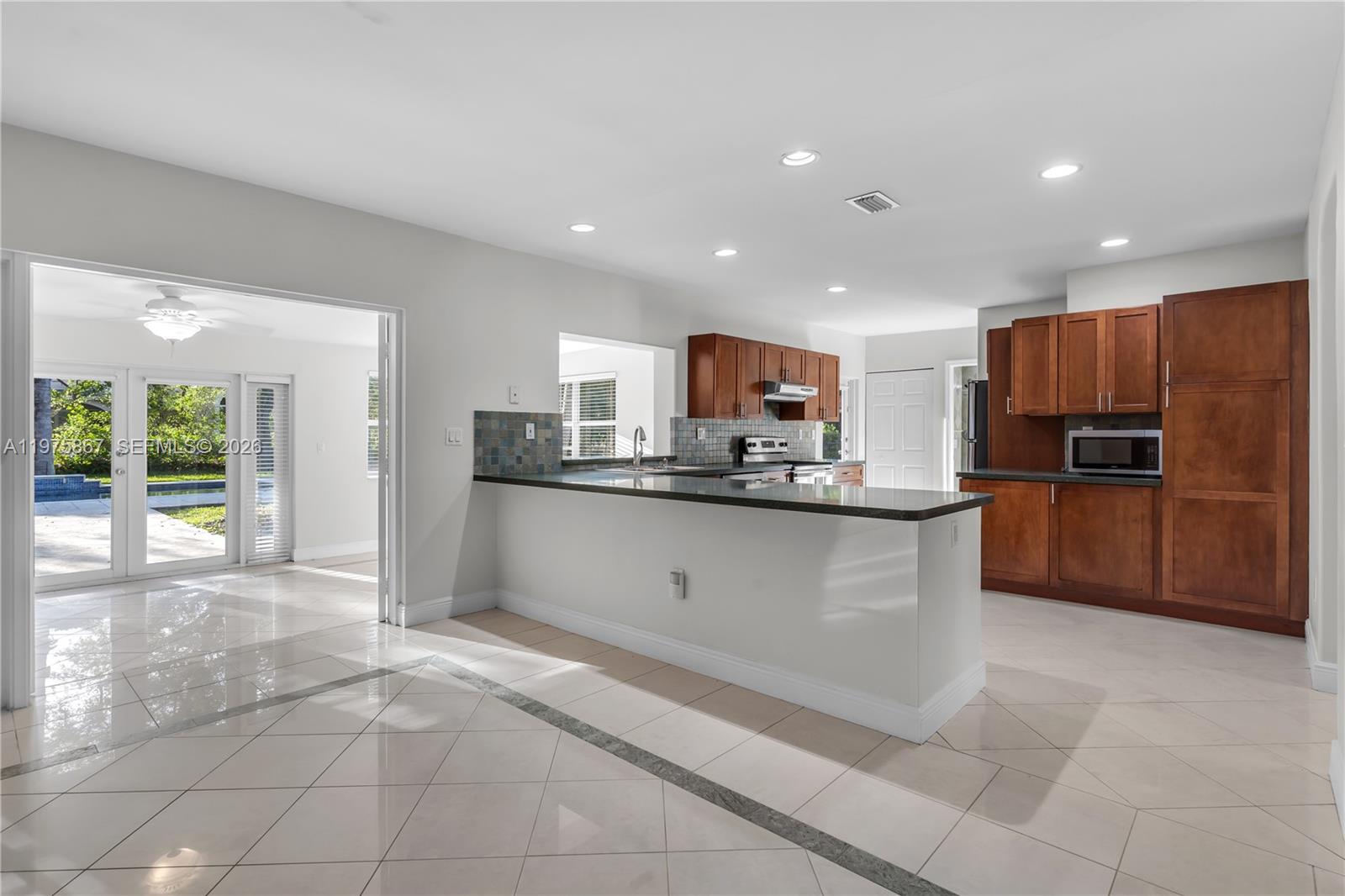 8700 Southwest 64th Avenue Pinecrest, FL 33156 - Photo 9 of 42