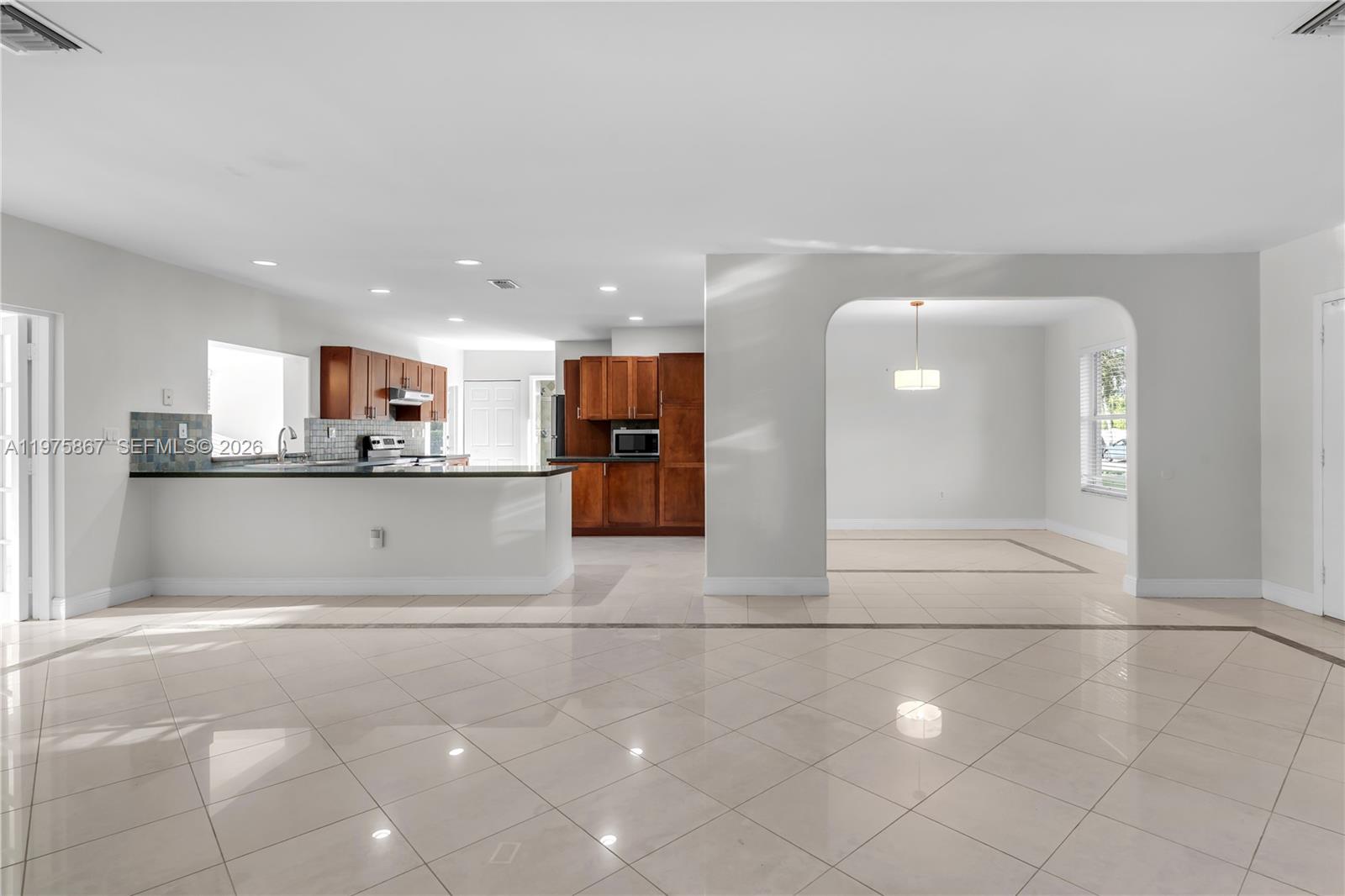 8700 Southwest 64th Avenue Pinecrest, FL 33156 - Photo 10 of 42