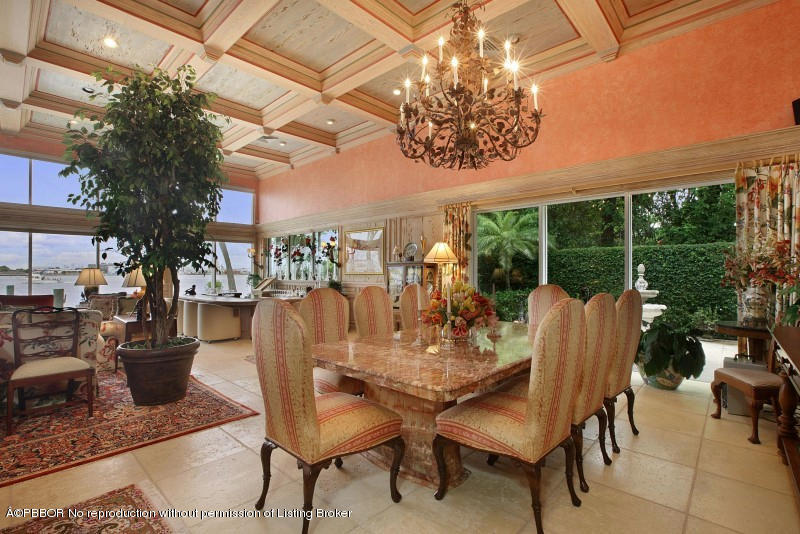 310 Mediterranean Road Palm Beach, FL 33480 - Photo 7 of 18 7 Dining Area