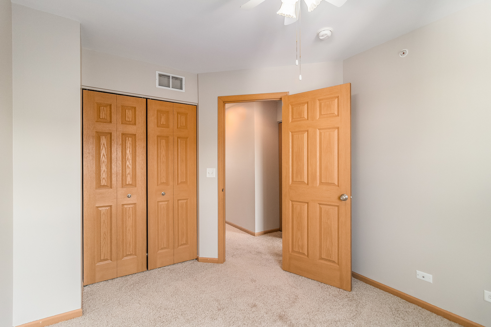 3863 Bailey Road Yorkville, IL 60560 - Photo 12 of 20 an empty room with closet area