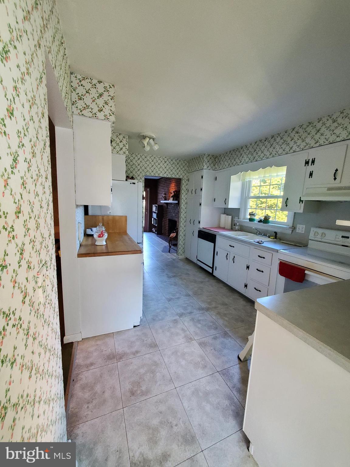 1363 South Spring Road Vineland, NJ 08361 - Photo 5 of 33