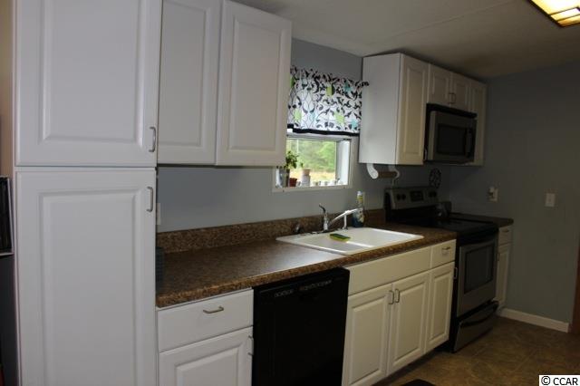 6184 Flossie Road Conway, SC 29527 - Photo 3 of 25
