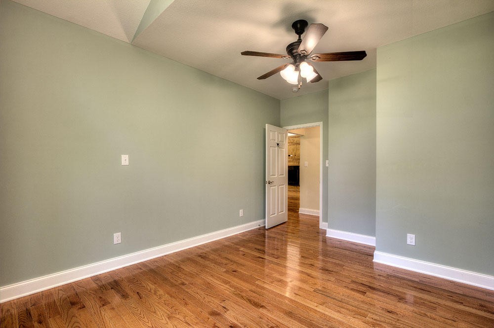 1400 Grimes Road Loudon, TN 37774 - Photo 26 of 32 a view of an empty room with wooden floor