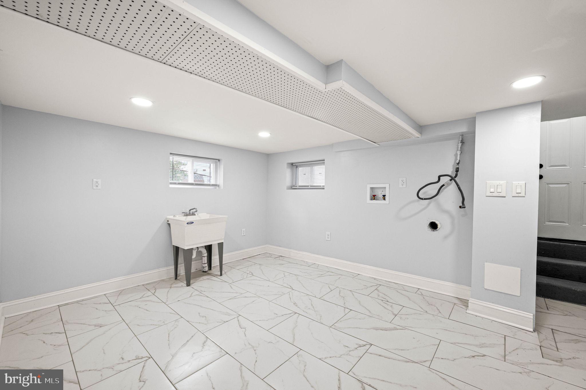238 Heather Road Upper Darby, PA 19082 - Photo 26 of 30