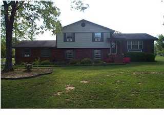 358 Beaver Road Fort Oglethorpe, GA 30742 - Photo 1 of 8 Primary Photo