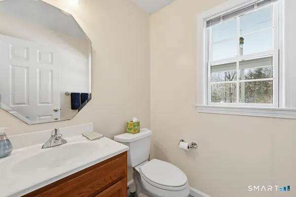 $665,000 | 33 Westwood Drive, Canton, CT 06019