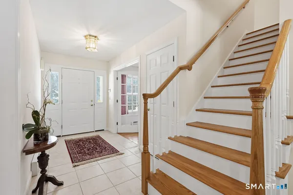 $665,000 | 33 Westwood Drive, Canton, CT 06019