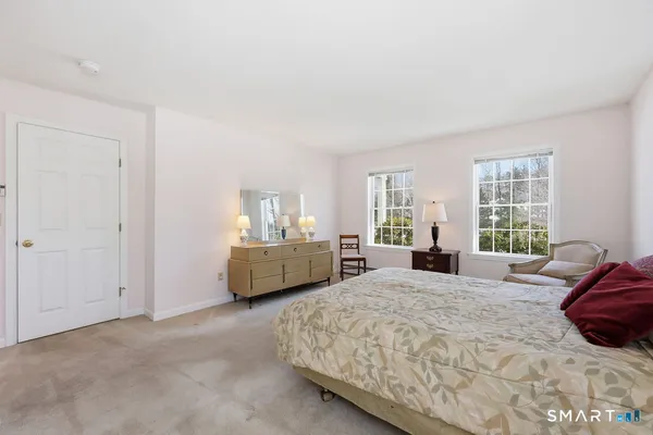 $665,000 | 33 Westwood Drive, Canton, CT 06019