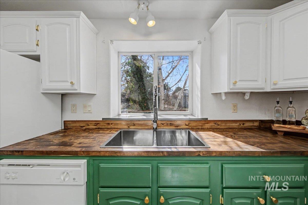 421 South Curtis Road, Unit 2 Boise, ID 83705 - Photo 16 of 36