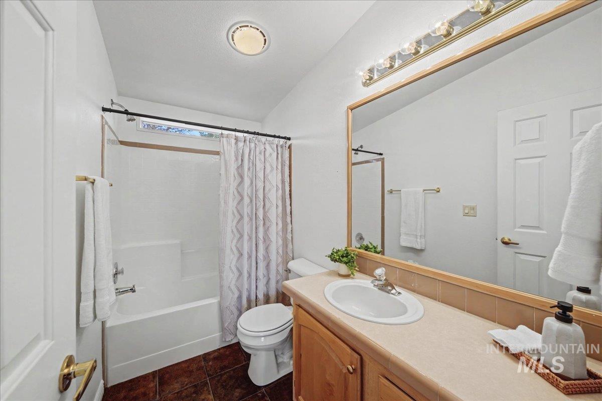 421 South Curtis Road, Unit 2 Boise, ID 83705 - Photo 28 of 36