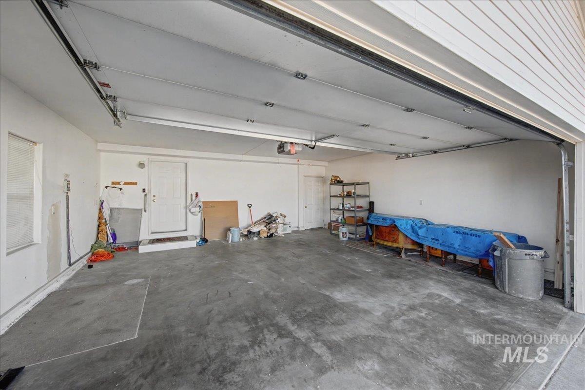 421 South Curtis Road, Unit 2 Boise, ID 83705 - Photo 31 of 36 Two car oversized garage