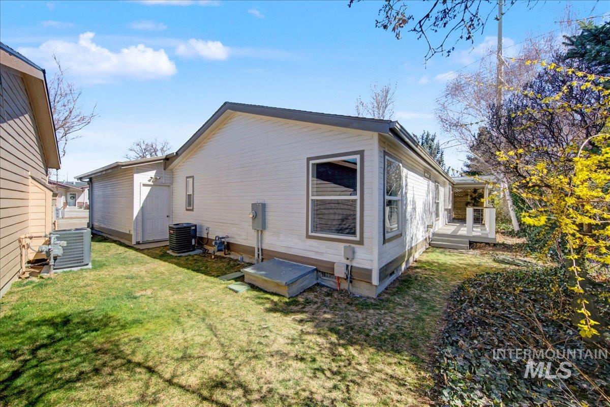 421 South Curtis Road, Unit 2 Boise, ID 83705 - Photo 32 of 36