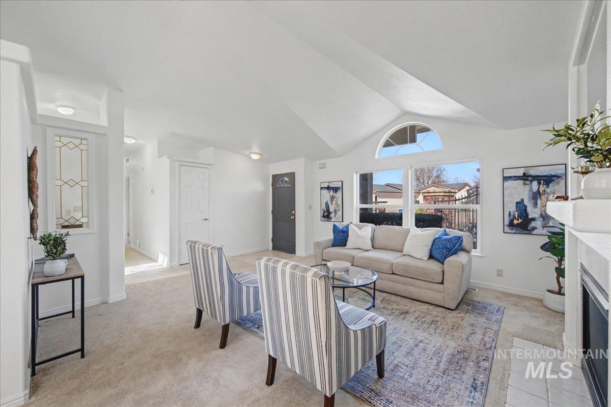 421 South Curtis Road, Unit 2 Boise, ID 83705 - Photo 8 of 36