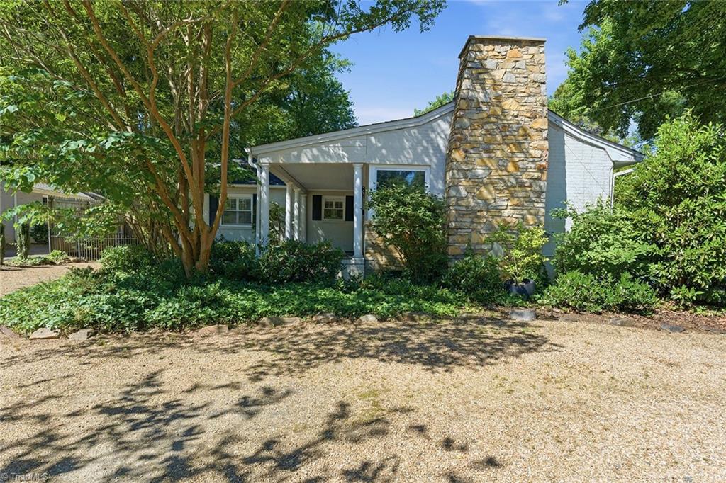 1920 Robinhood Road Winston-Salem, NC 27104 - Photo 3 of 36